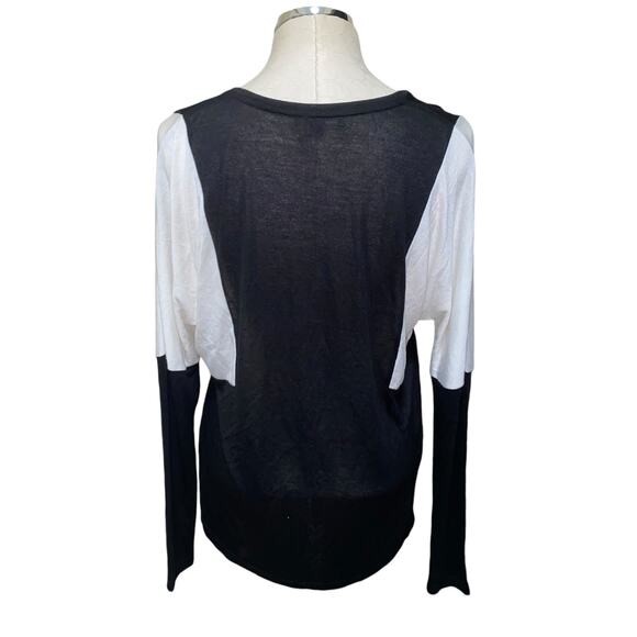 Vince Black White Colorblock V-Neck Long Sleeve Pullover Sweater Top Size Small - Picture 4 of 7
